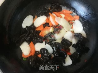 山药胡萝卜炒木耳的做法步骤：8