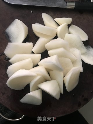 白萝卜煲牛腩汤的做法步骤：4