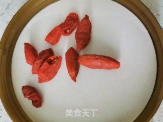 椰子鸡汤的做法步骤：3