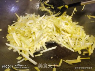 素炒韭芽的做法步骤：6