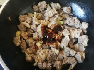 胡萝卜土豆炖牛腩的做法步骤：6