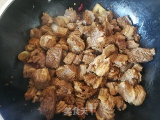 胡萝卜土豆炖牛腩的做法步骤：7