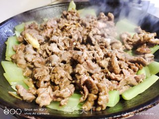 莴笋炒牛肉的做法步骤：7