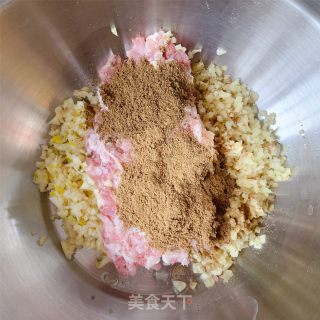 传统炸丸子的做法步骤：2
