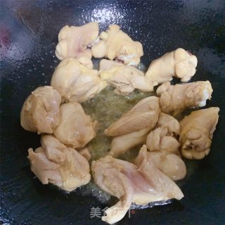 砂锅焖鸡翅的做法步骤：18
