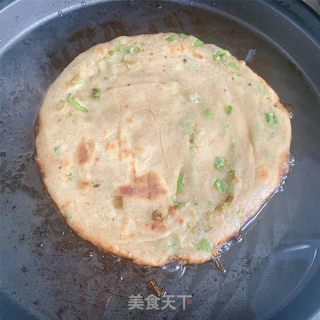 全麦葱花饼的做法步骤：10