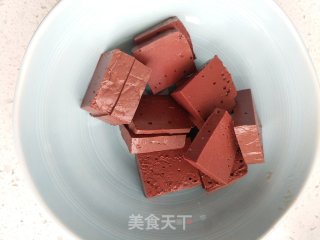 菠菜猪血蛋花汤的做法步骤：3