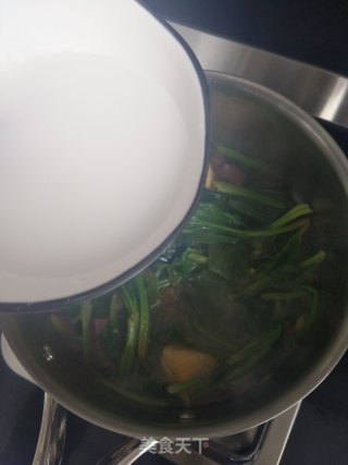 菠菜猪血蛋花汤的做法步骤：13