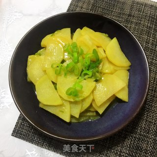 大葱炒土豆片的做法步骤：5