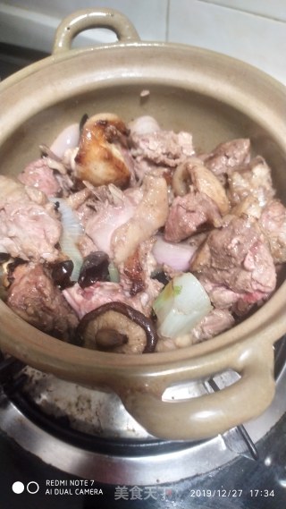 鸭肉红萝卜煲的做法步骤：5