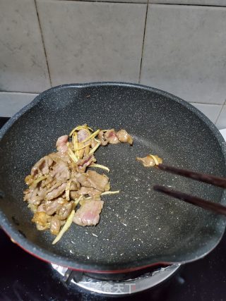 大葱青瓜炒牛肉的做法步骤：7