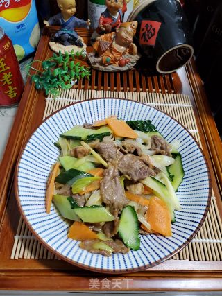 大葱青瓜炒牛肉的做法步骤：12