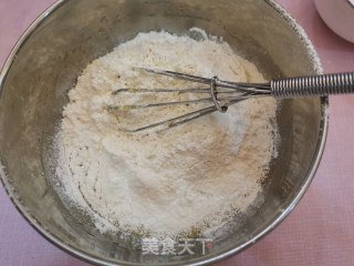 斑马花纹戚风蛋糕的做法步骤：4