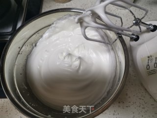 斑马花纹戚风蛋糕的做法步骤：9