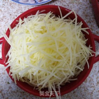 肉炒土豆丝的做法步骤：2