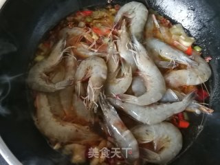 带汤麻辣虾的做法步骤：7