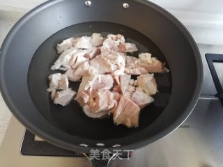 红烧牛肉的做法步骤：2