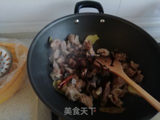 红烧牛肉的做法步骤：7