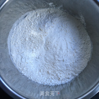 麦香煎饼的做法步骤：1