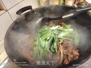 不用一滴油做的生姜啤酒焖嫩鸭的做法步骤：8