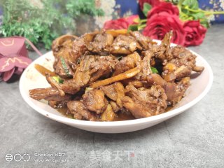 不用一滴油做的生姜啤酒焖嫩鸭的做法步骤：9