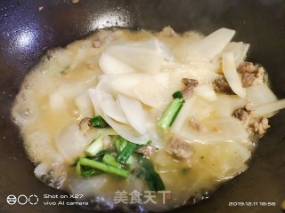 五花肉烧萝卜的做法步骤：7