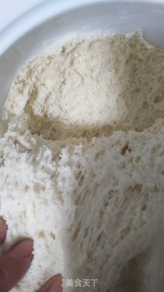 家庭版豆沙包的做法步骤：2