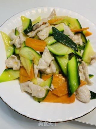 西葫芦炒肉片的做法步骤：7