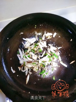木耳肉丝手擀卤面的做法步骤：17