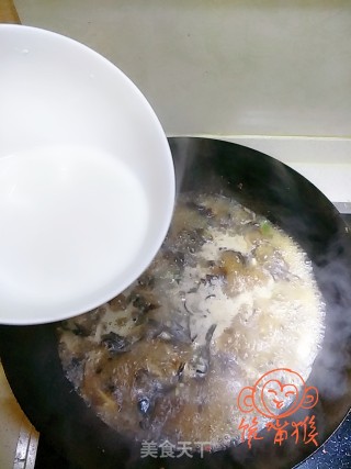 木耳肉丝手擀卤面的做法步骤：23