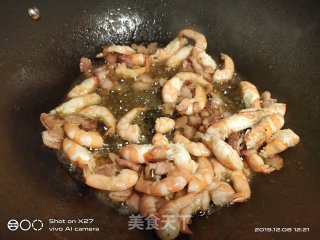 培根虾仁炒饭的做法步骤：3