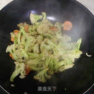小炒有机菜花的做法步骤：4
