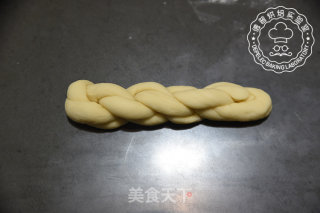 蜂蜜软麻花的做法步骤：6