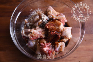 木耳香菇蒸鸡的做法步骤：4