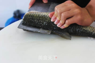 茄汁菊花鱼块的做法步骤：2