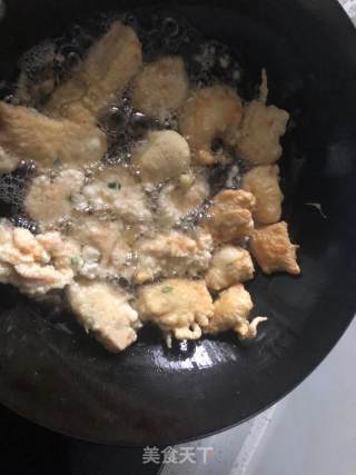 炸鸡块的做法步骤：4