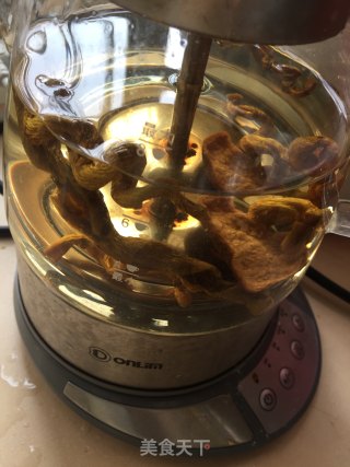 双菌薏米炖鹧鸪的做法步骤：3