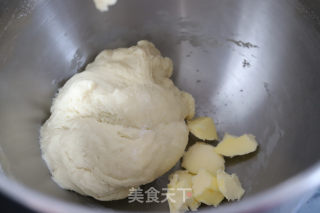 草莓酥粒面包的做法步骤：3