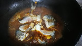 梅菜干烧鲳鱼的做法步骤：4