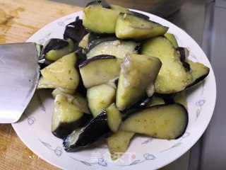 剁椒鱼香茄子的做法步骤：4