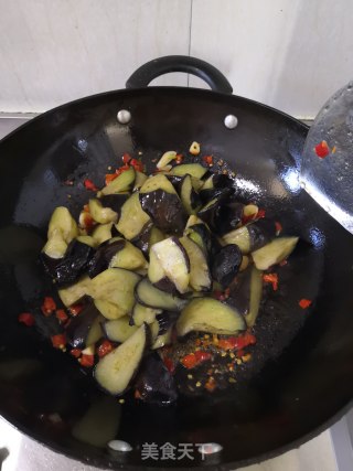 剁椒鱼香茄子的做法步骤：8