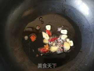 胡萝卜芹菜炒粉条的做法步骤：4