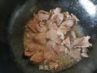 小米椒大葱炒羊肉的做法步骤：7