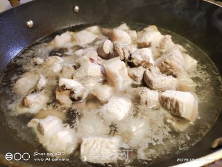 家常菜-红烧肉的做法步骤：1