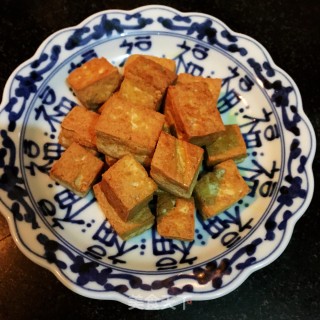 孜然油炸豆腐块的做法步骤：5