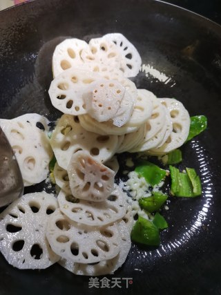 清炒藕片的做法步骤：4