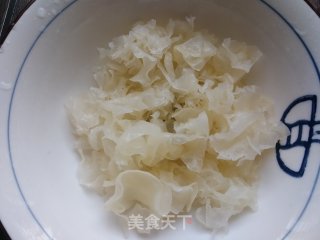 紫薯银耳糖水的做法步骤：2