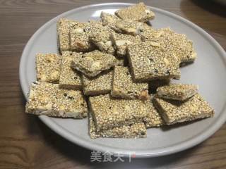 花生芝麻糖的做法步骤：8