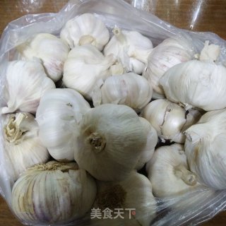 腊八蒜的做法步骤：1