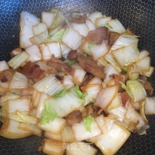 五花肉炒白菜的做法步骤：4